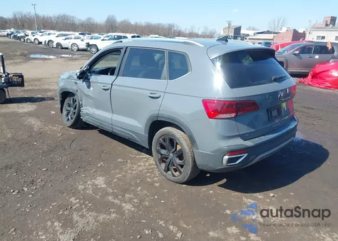 2023 Volkswagen Taos 1.5T Se из США, поврежденный, VIN 3VVEX7B29PM318183